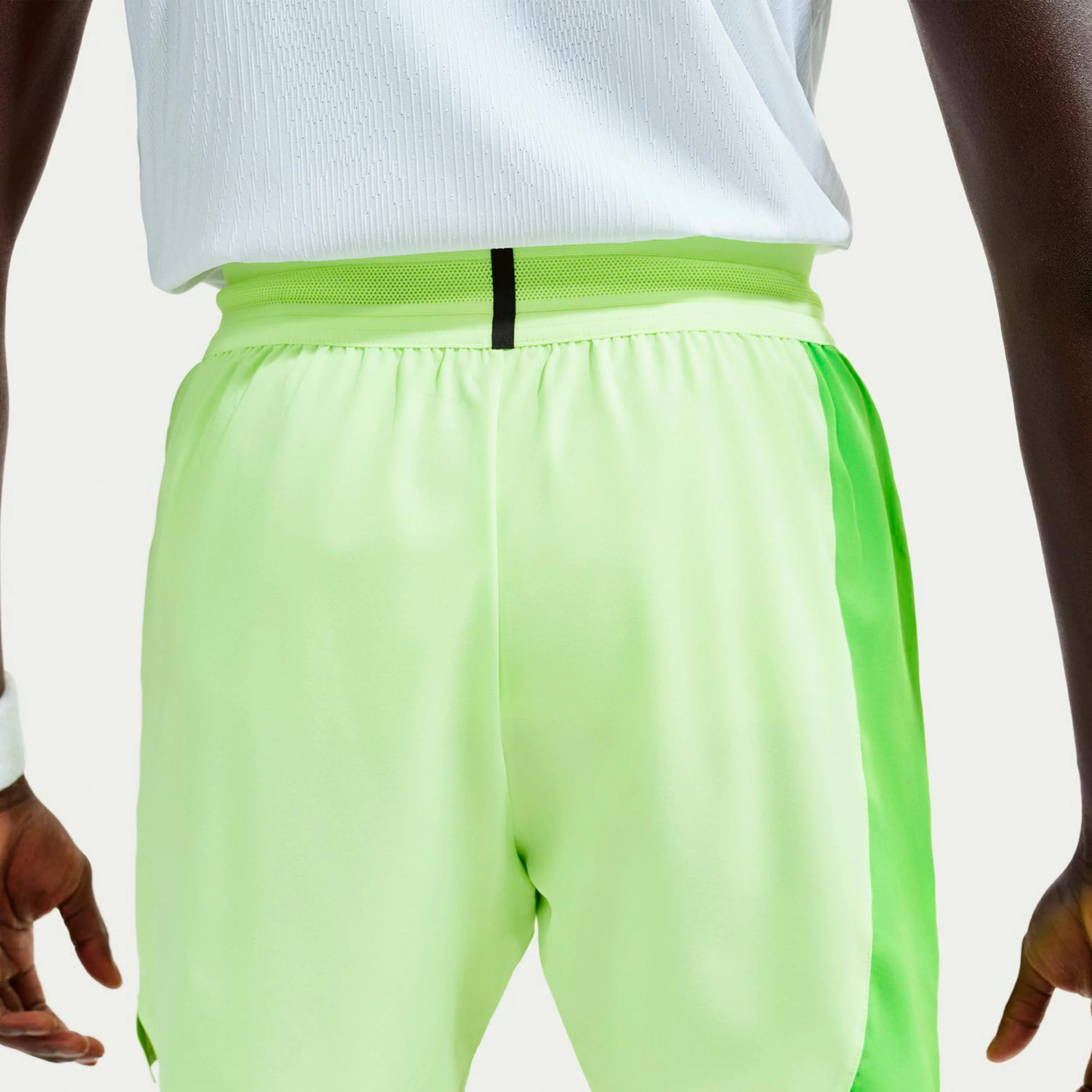 Carlos Alcaraz Court Dri-Fit Slam Shorts Hombres-verde claro, verde - Image 6